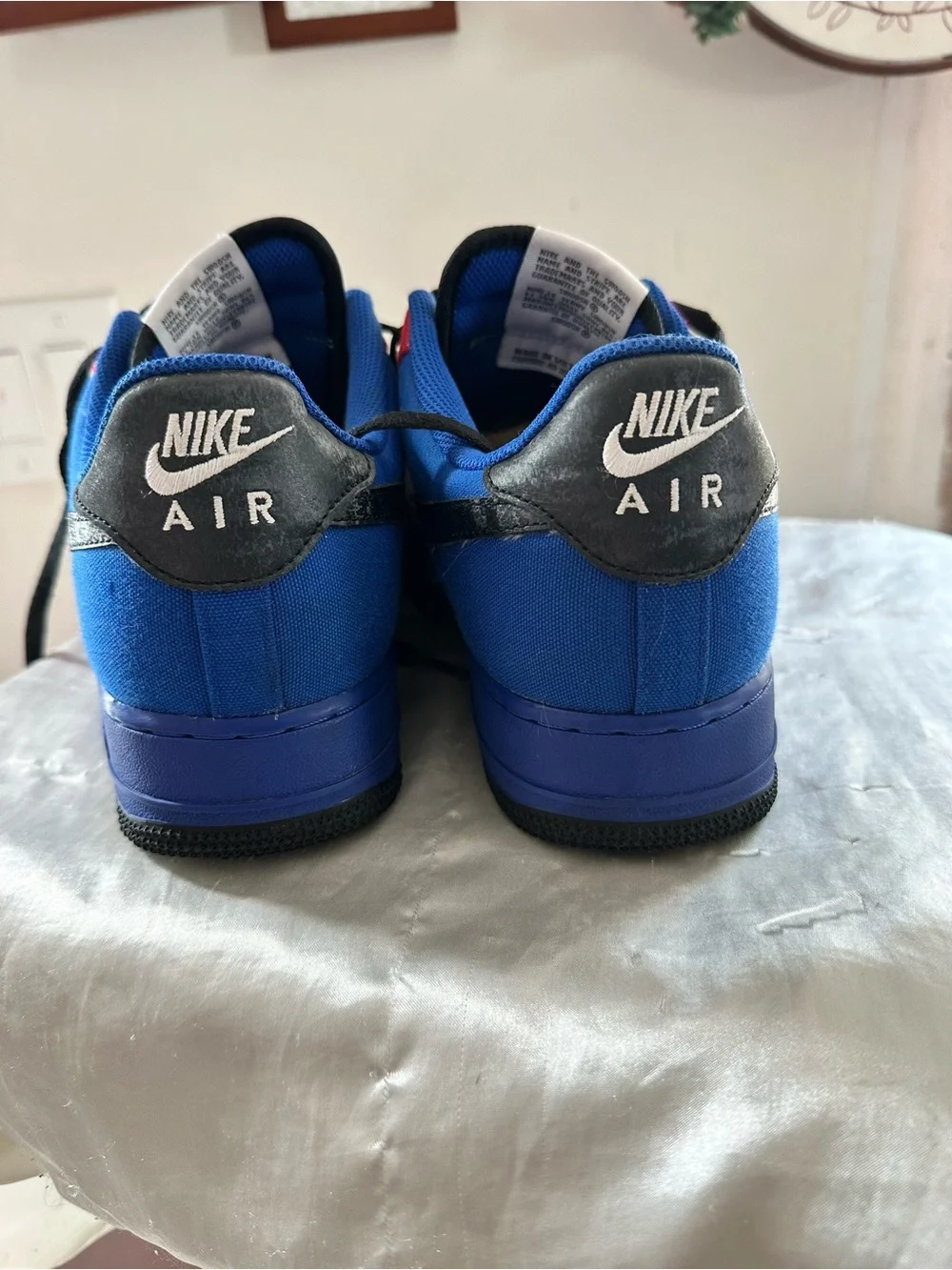 Nike Men’s Red/Black/Blue Low Top Nike Air Force 1 Sneakers